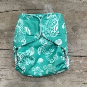 Lalabye Baby, NEWBORN size cloth diapers reusable. Hook and Loop *USED*